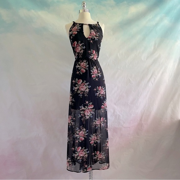 Floral Chiffon Keyhole Black Maxi Dress Torrid Size 1 - Picture 1 of 13